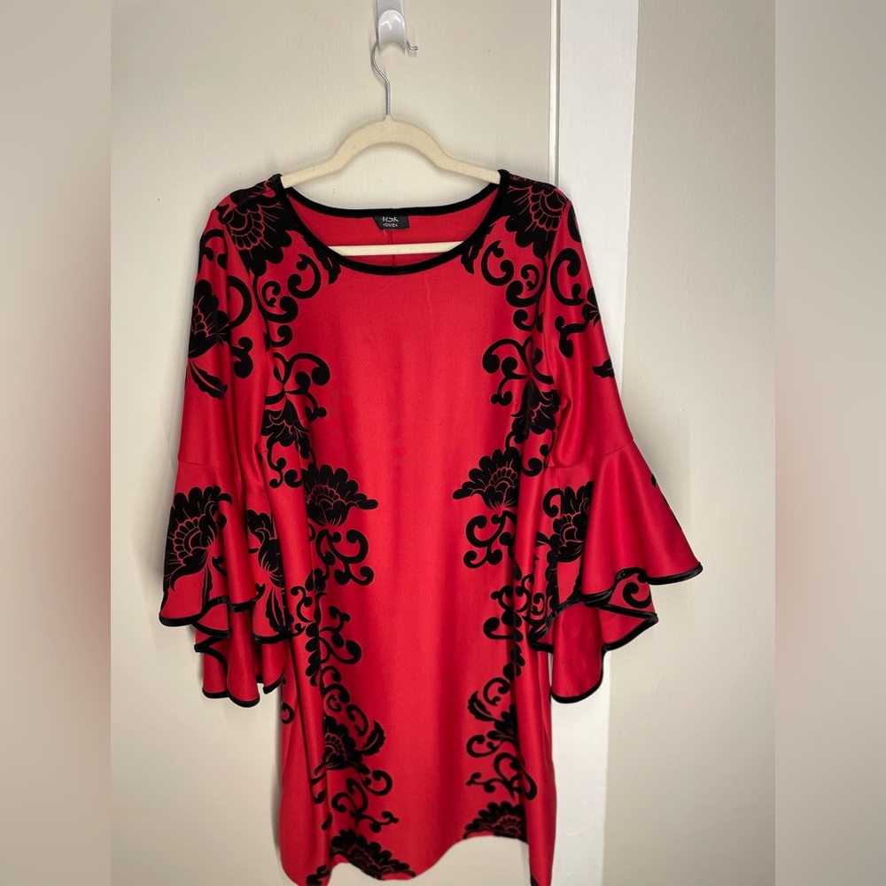 MSK Woman, Velvet flocked, red& black sheath mini dress with bell sleeves. 1X